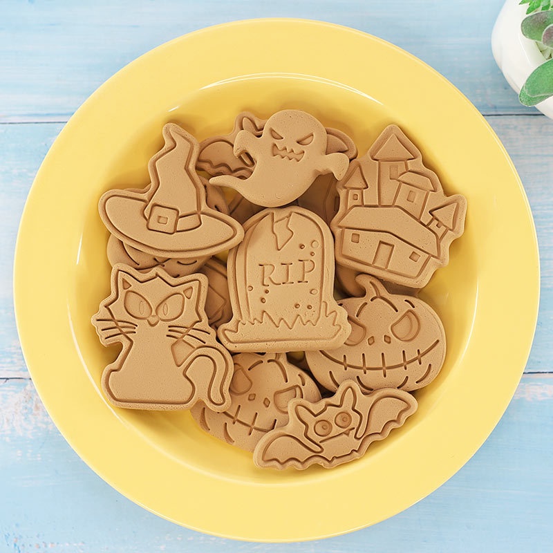Set 8 khuôn cắt bánh quy họa tiết hoạt hình phong cách Halloween với nhiều loại tùy chọn khác