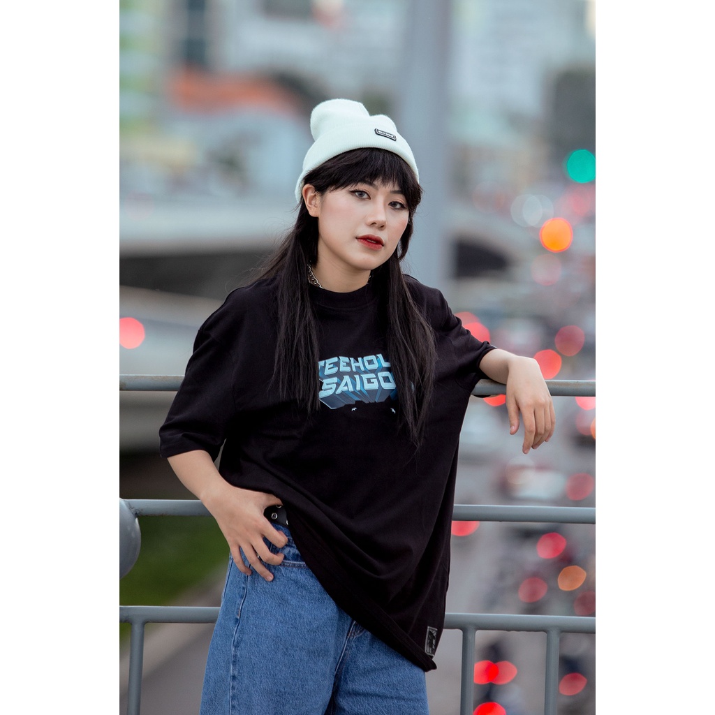 Áo Thun Unisex TeeHolic In Hình Bãi Biển Màu Đen - THS