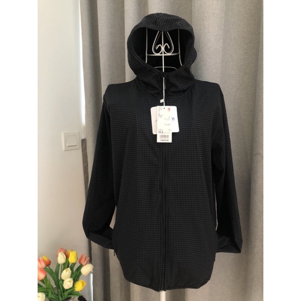 Áo khoác chống nắng tay dài có nón Uniqlo chính hãng (bao check store) hoạ tiết đen xám navy - Tổ Cúc Cu shop