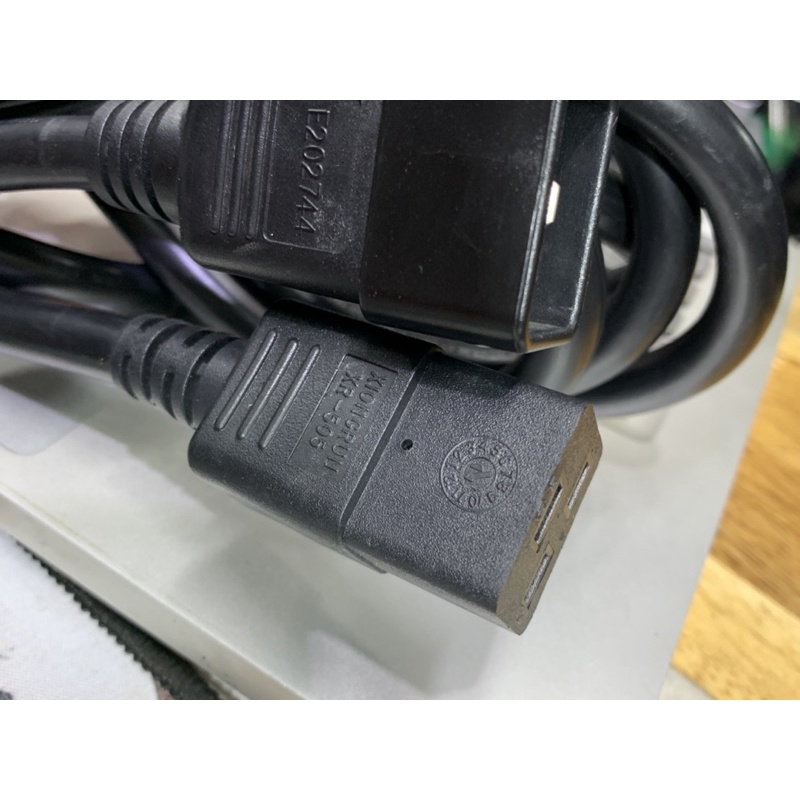 Dây nguồn C19 C20 20A 300v dài 3m chính hãng XIONGRUN