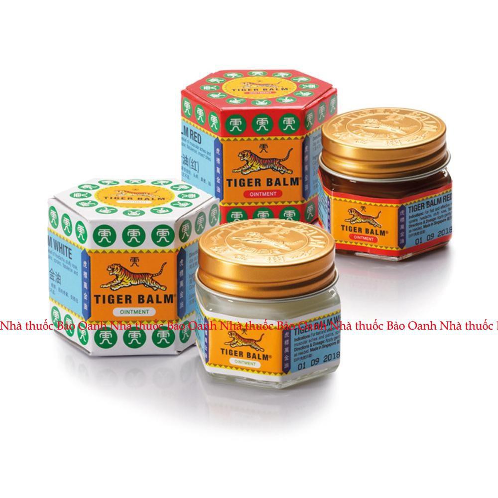 Dầu Cù Là Tiger Balm chính hãng của Thái hai màu trắng và đỏ giúp làm giảm mỏi cơ bắp và côn trùng cắn