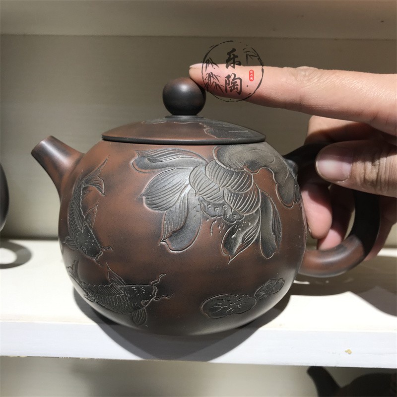 Ấm Tử Nê Khâm Châu Tây Thi Hà Hoa Ngư 460 ml (Lọc 14 lỗ)