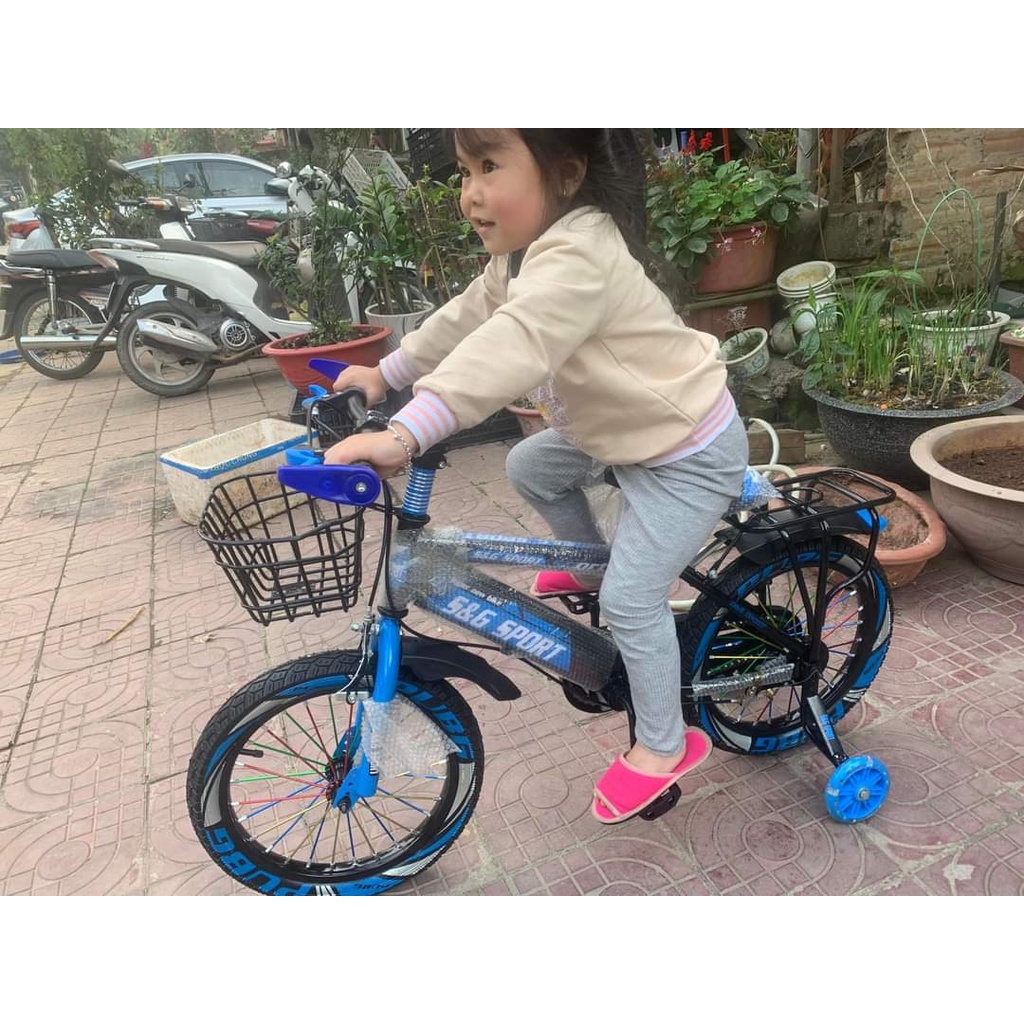 XE ĐẠP TRẺ EM CHO BÉ TỪ 3 ĐẾN 10 TUỔI TẶNG KÈM GIỎ VÀ GACBAGA  - XE ĐẠP THỂ THAO - XE ĐẠP ĐỊA HÌNH