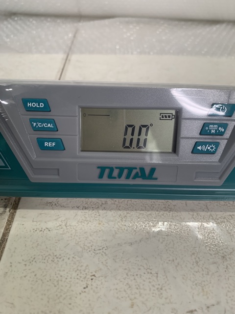 TMT2606D Thước thuỷ điện tử 600mm Total
