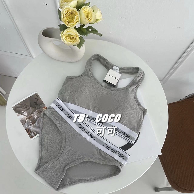 Set bra ba lỗ Cal.vin Klein cá tính