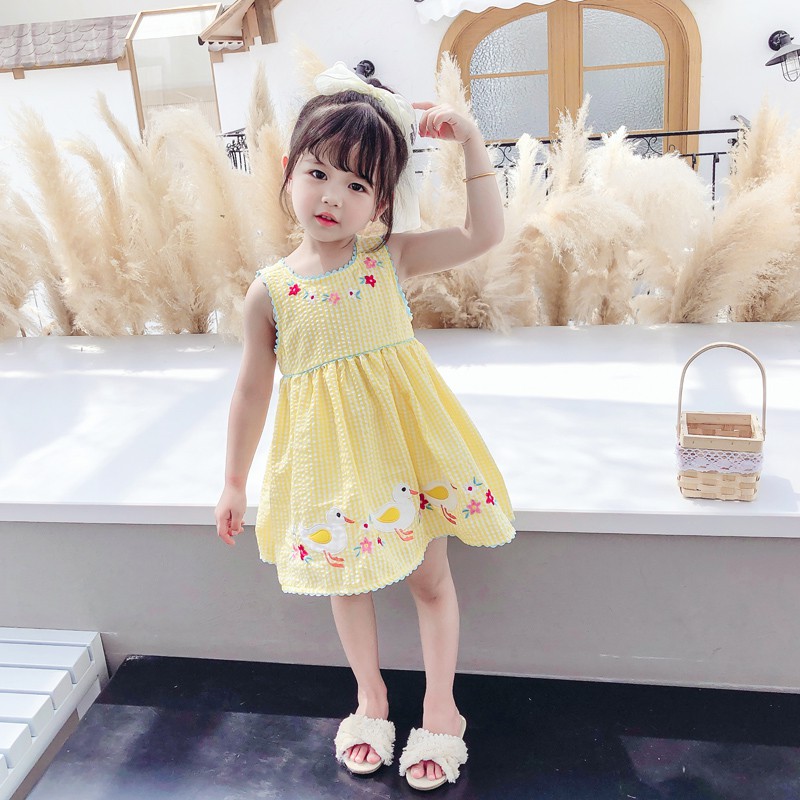 Đầm công chúa thêu hình vịt con thời trang mùa hè phong cách Hàn Quốc dành cho bé gái