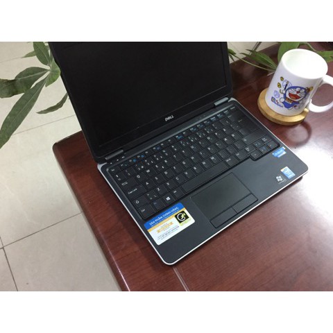 ( Siêu phẩm nhỏ gọn) Laptop Dell Latitude E7240 (Core i5-4310U, RAM 4GB, SSD 128GB, VGA Intel HD 4400, 12.5 inch) | BigBuy360 - bigbuy360.vn