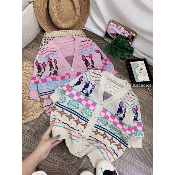 Áo len nút họa tiết phối hình chó cổ tim tay ngắn hàng Quảng Châu