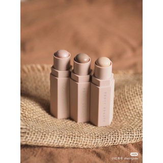 Set Fenty Match Stix Trio gồm tạo khối + bắt sáng + che khuyết điểm