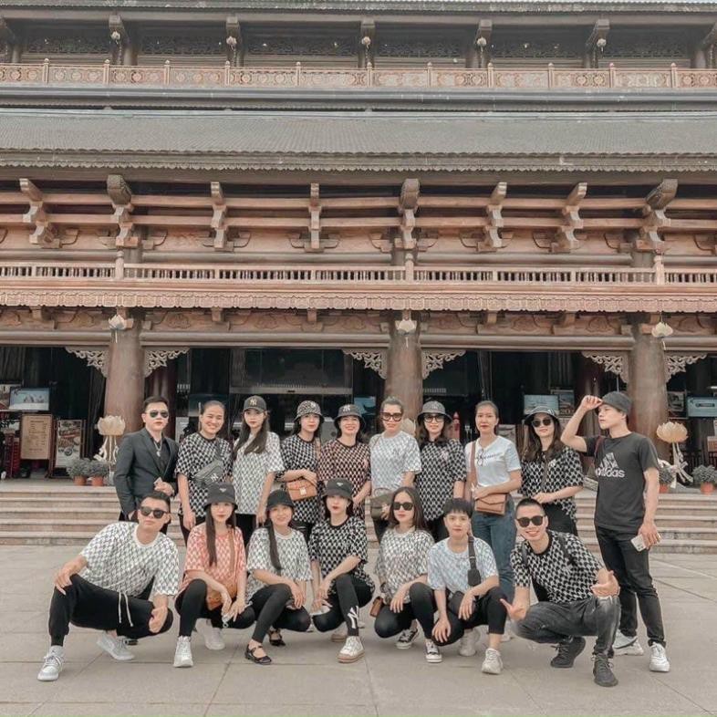 BÁN SỈ ÁO PHÔNG CHỮ N.Y 3 MÀU CHO NỮ | BigBuy360 - bigbuy360.vn