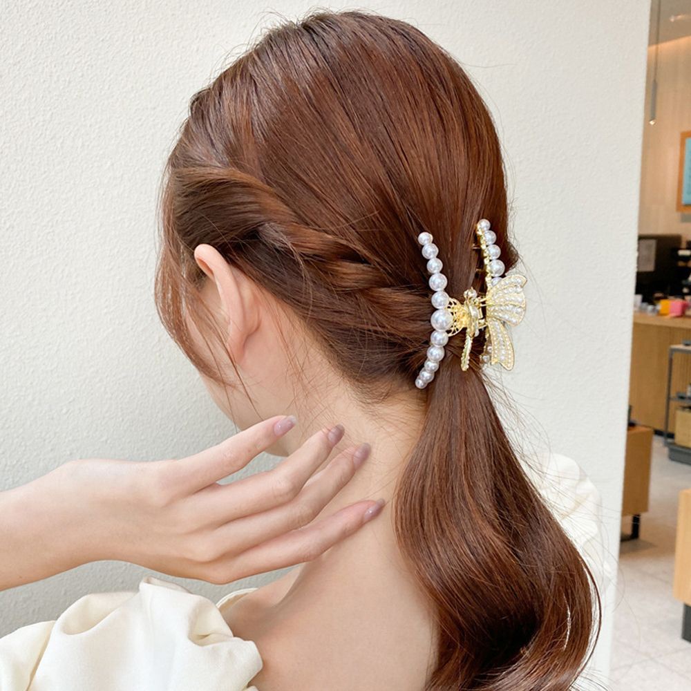 Kẹp tóc hình bướm phối ngọc trai thời trang xinh xắn cho nữ