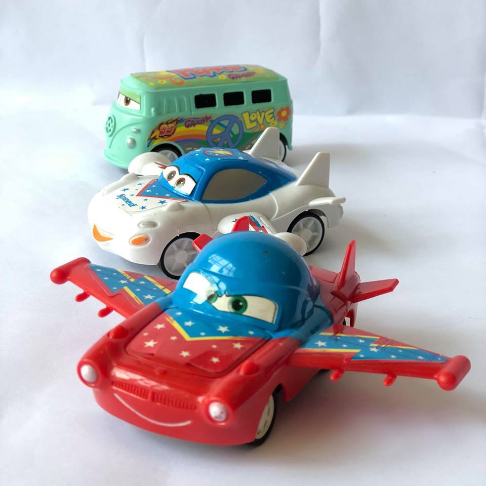 Bộ 8 Ô tÔ Hoạt Hình Cánh Máy Bay Disney Pixar Car Cho Bé