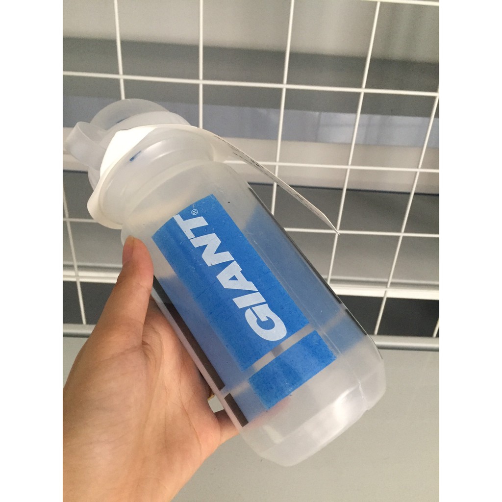 Bình nước nhựa giant, shimano , loại tốt, an toàn