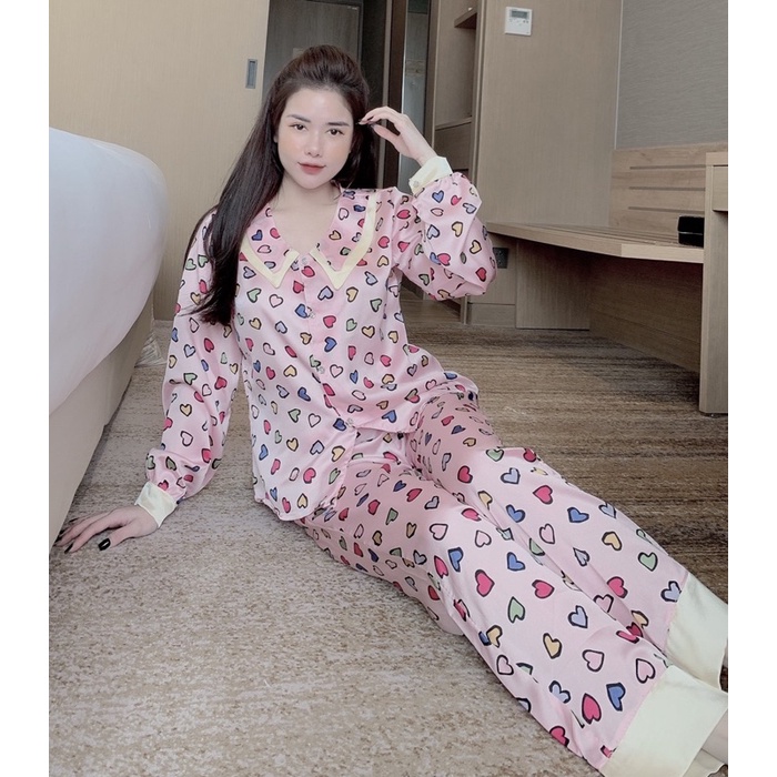 Bộ đồ Pijama Bộ Ngủ Lụa Dài Tay Cổ Nhọn xinh xắn | BigBuy360 - bigbuy360.vn