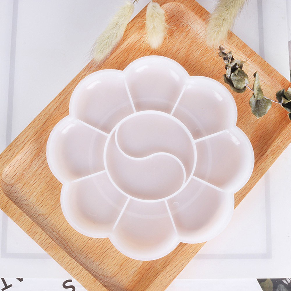 Khay Đựng Màu Vẽ Bằng Nhựa Màu Sắc 81 Cái