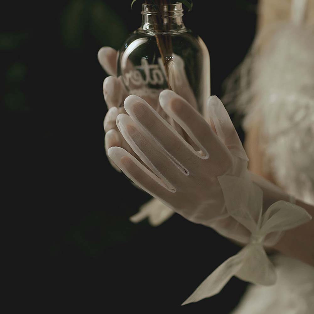 Đôi Găng Tay Lưới Thanh Lịch Cho Cô Dâu