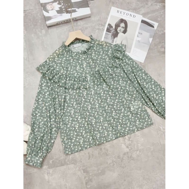 Áo xanh hoa nhí cúc bọc | BigBuy360 - bigbuy360.vn