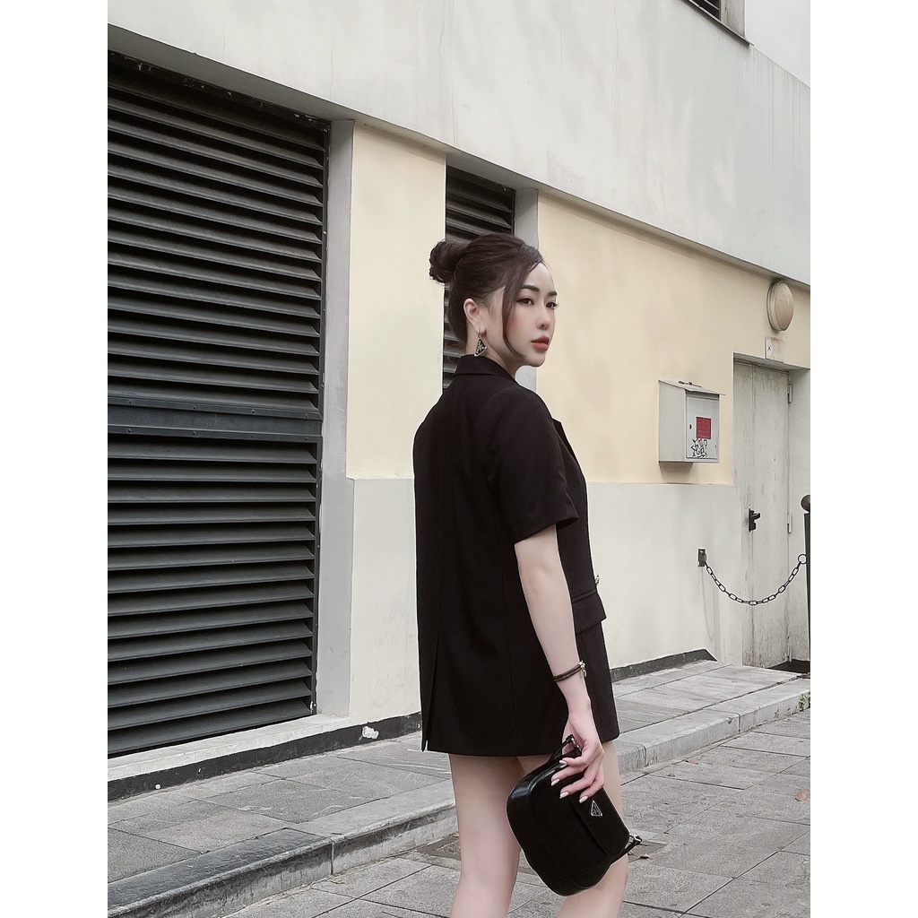 Áo vest đen ngắn tay AV057