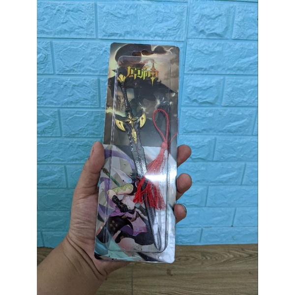 Mô hình móc khóa kjiếm đen Genshin Impact (fullbox kèm đế)