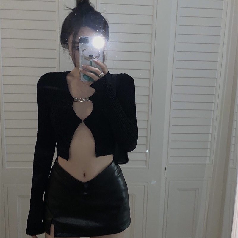 Áo Crop Dệt Kim Quyến Rũ + Chân Váy Ngắn Da