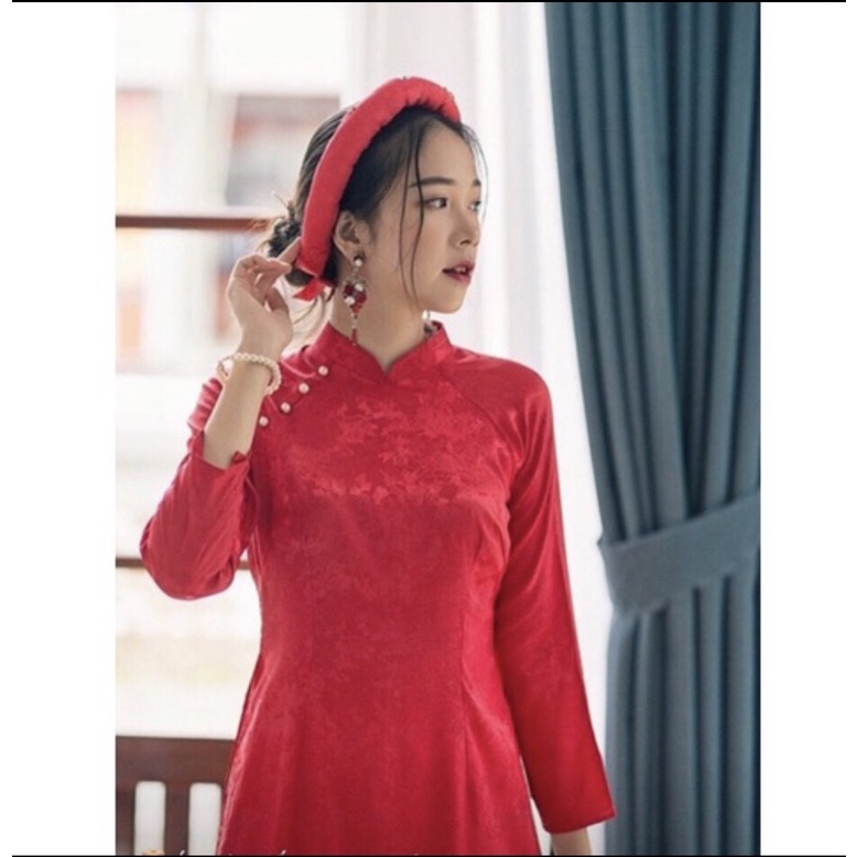 Bộ áo dài gấm lụa đỏ tươi cổ cao 2 phân kèm quần.