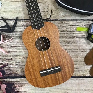 ẢNH THẬT - ĐÀN UKULELE SOPRANO ELVIS GỖ TRƠN