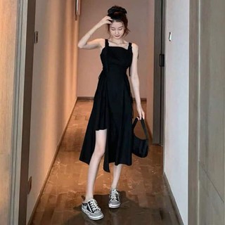 Váy hai dây lệch tà