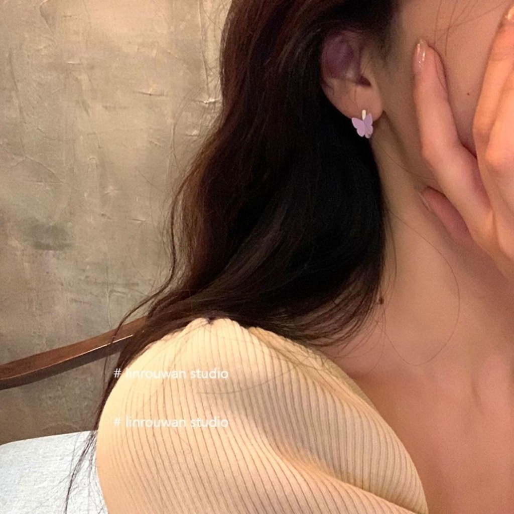 Bộ Khuyên Tai Hình Bướm Nhiều Màu Sắc Phong Cách Hàn Quốc Mới Đơn Giản Dễ Phối Đồ Dành Cho Nữ