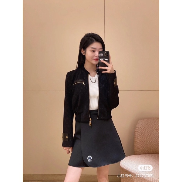Áo khoác cao cấp vải phối da logo Louis Vuitton LV cao cấp trẻ trung phong cách