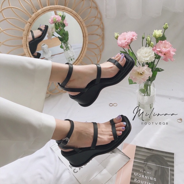 SANDAL NỮ ĐẾ XUỒNG BA QUAI NGANG XỎ NGÓN SD45