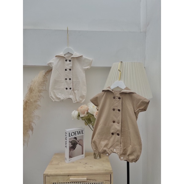 Suit cổ thuỷ thủ cúc dừa em bé