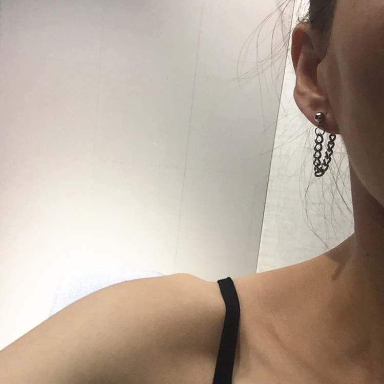 Khuyên Tai Dạng Chuỗi Cá Tính Độc Đáo Phong Cách Punk