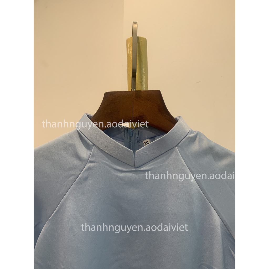 Áo dài xanh da trời dáng suông truyền thống lụa Tây Thi