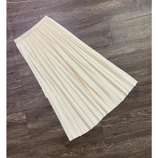chân váy xếp ly be