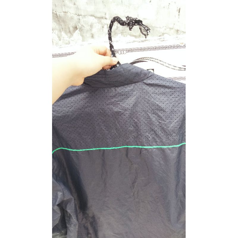 Áo khoác hiệu Lecaf