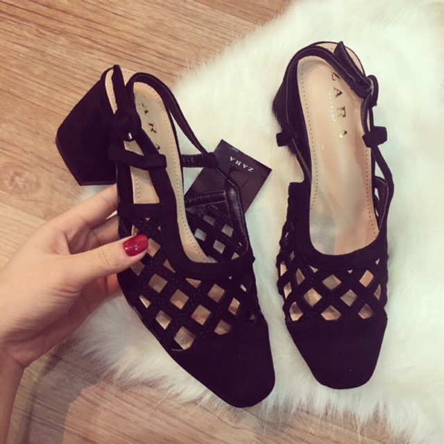 Sandal rọ Zara
