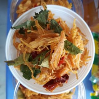 500g Khô gà lá chanh ngon