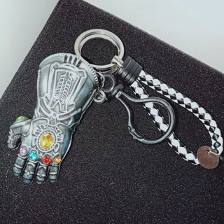 Móc khoá tay Thanos Marvel