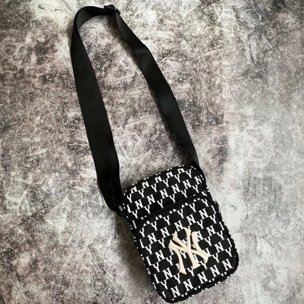 Túi Đeo Chéo MLB NY Vintage Đen Mini Bag Black Full Tag Code