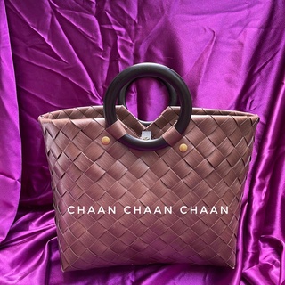 Giỏ xách đan quai gỗ màu nâu đất thanh lịch
