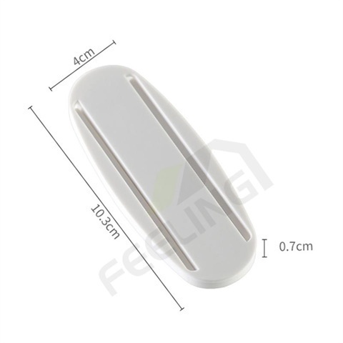 Giá Đỡ Cố Định Ổ Cắm Điện Tự Dính Không Cần Khoan Lỗ