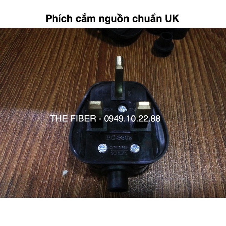 Phích cắm nguồn chuẩn UK - có cầu chì bên trong