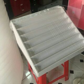 Kệ trưng bày nước sơn 7 tầng