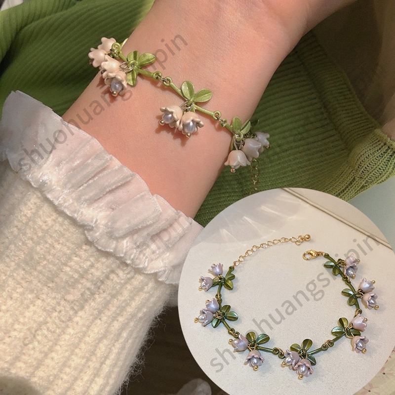Vòng Đeo Tay Hình Hoa Lily Trắng Phong Cách Mới Thanh Lịch