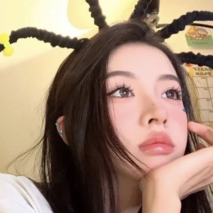 Băng Đô Cài Tóc Hình Phù Thủy Màu Đen Dễ Thương