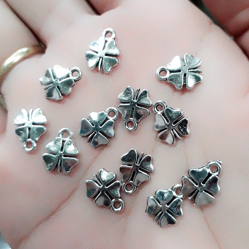 nguyên liệu charm 50 gram mặt cỏ 4 lá xinh / phụ kiện giá gốc 23k