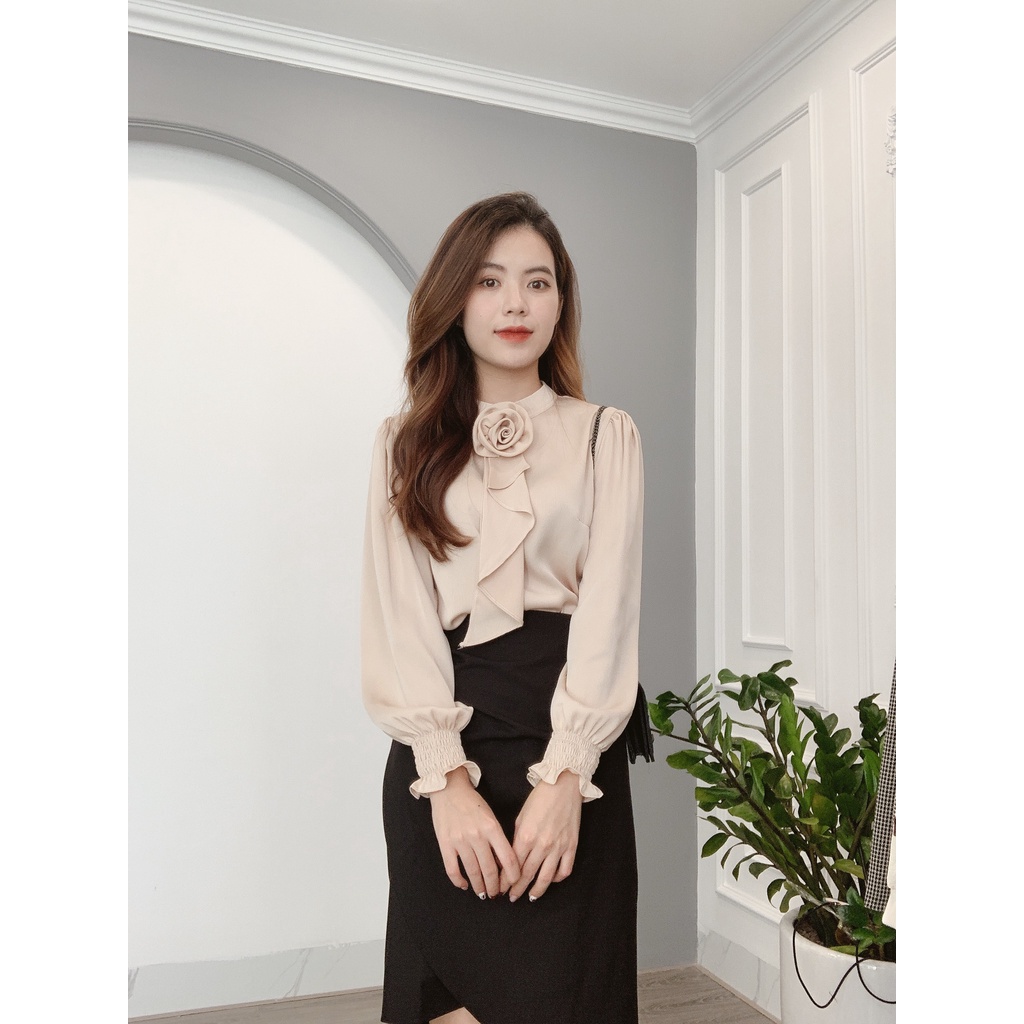 Áo Sơ Mi Lụa Tay Bo Kèm Tag Hoa Min House