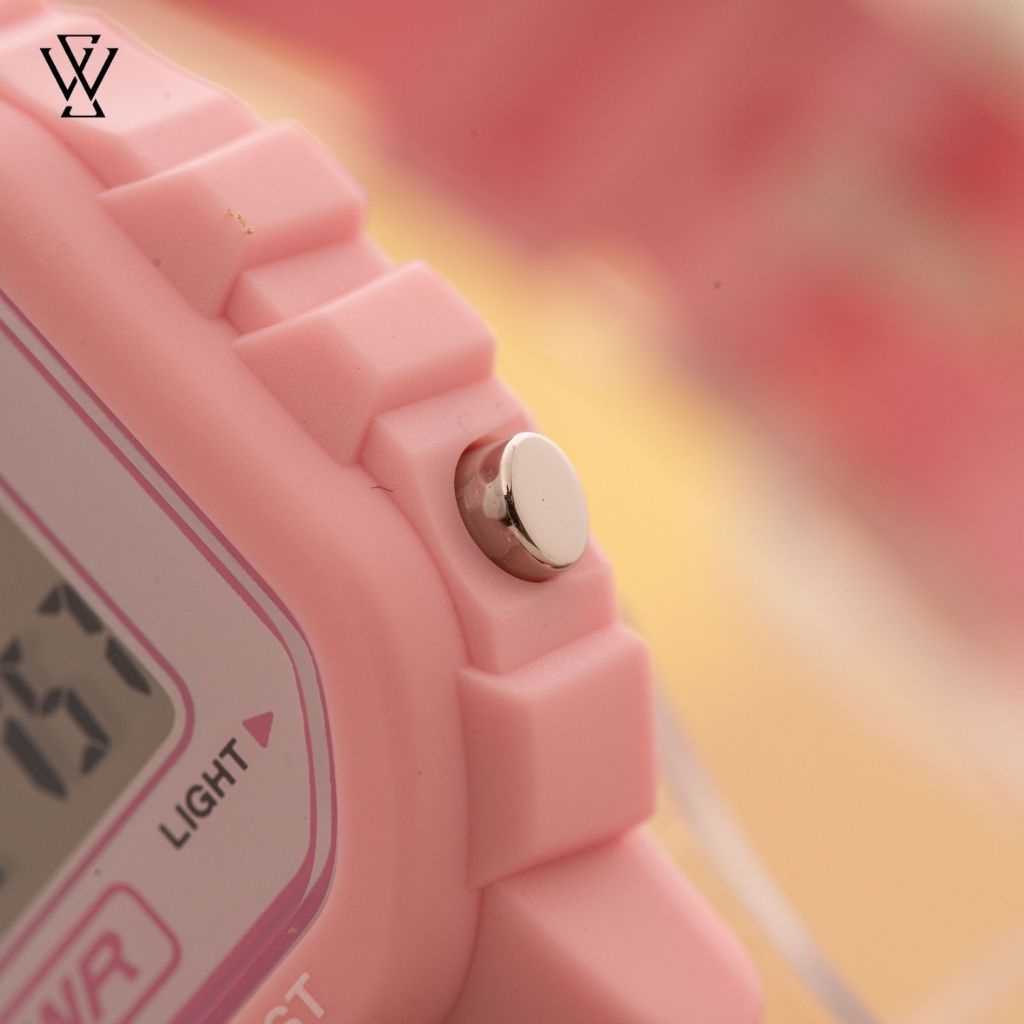 Đồng Hồ Điện Tử Nữ Casio WATCHSTORE LA-20WH-4A1DF Thiết Kế Mặt Kính Nhựa 30.5 mm, Dây Đeo Và Vỏ Nhựa Màu Hồng Trẻ Trung