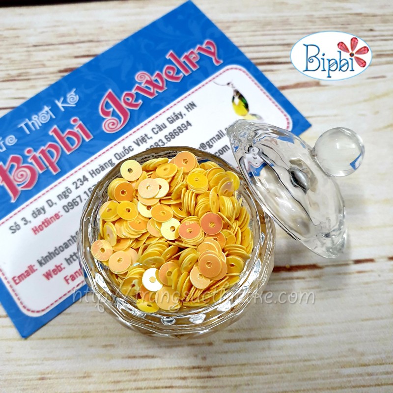Kim sa 4mm đính quần áo màu vàng tươi