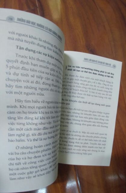 Sách - Những Bài Học Không Có Nơi Giảng Đường - Chuẩn Bị Cho Cuộc Sống Hậu Tốt Nghiệp | BigBuy360 - bigbuy360.vn